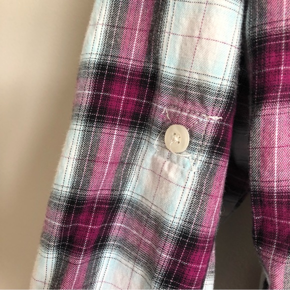 Merona Plaid Flannel Button Down - Picture 4 of 7
